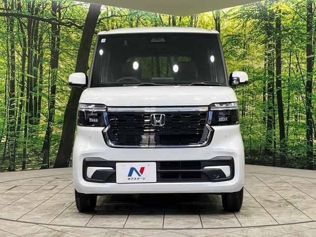 N-BOX CUSTOM 4WD