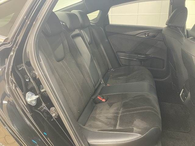 INSIGHT sedan
