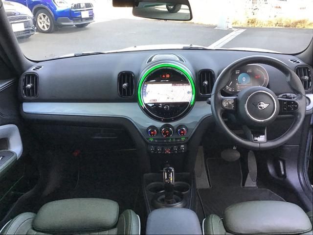 MINI COOPER D CROSSOVER