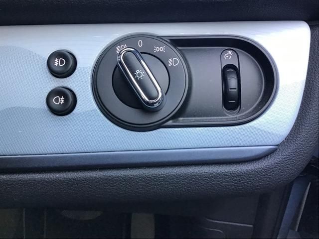 MINI COOPER D CROSSOVER