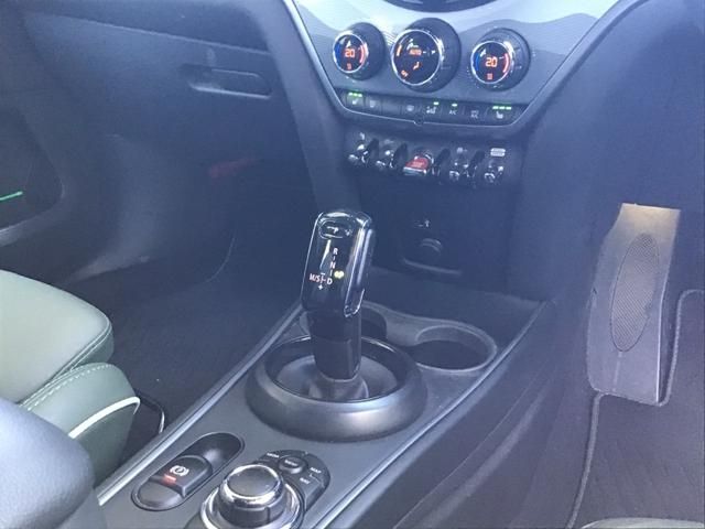 MINI COOPER D CROSSOVER