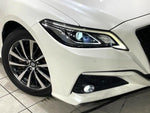CROWN sedan hybrid
