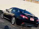 CROWN sedan hybrid