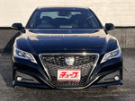 CROWN sedan hybrid