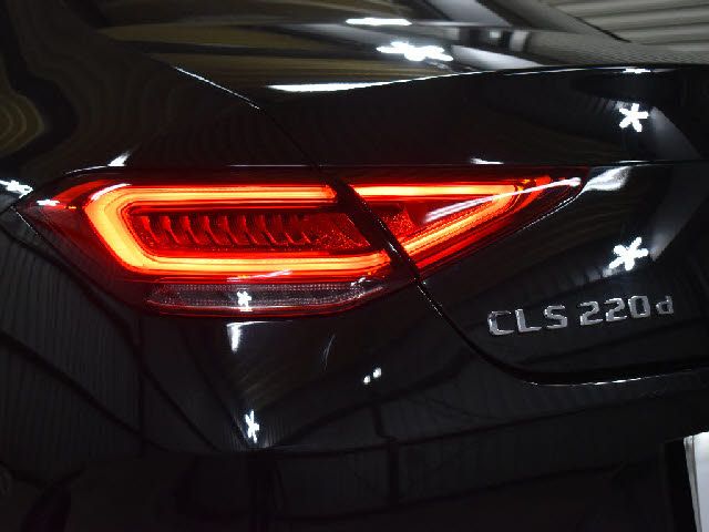 MERCEDES BENZ CLS class