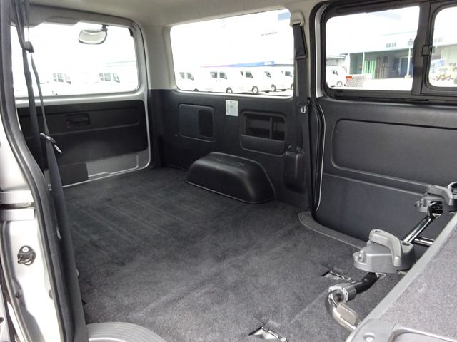 HIACE van 2WD