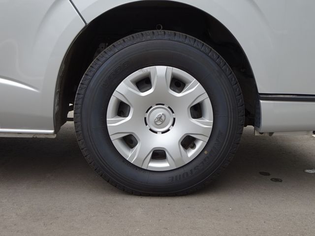 HIACE van 2WD