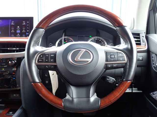 LEXUS LX570 AWD
