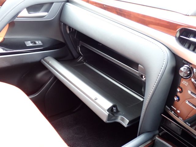 LEXUS LX570 AWD