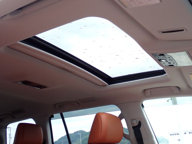 LEXUS LX570 AWD