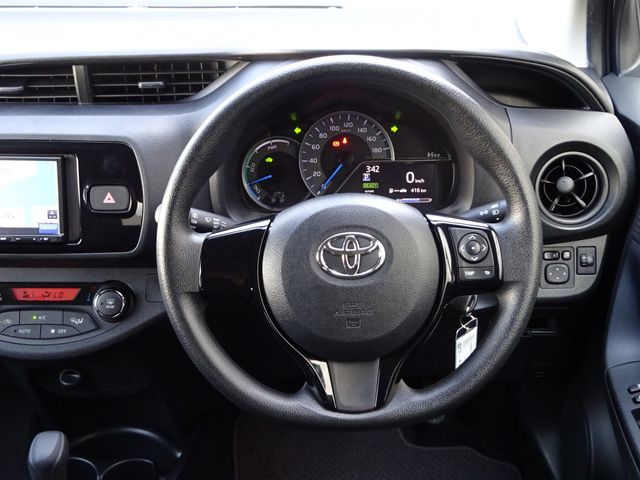 VITZ HYBRID