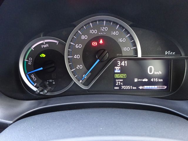 VITZ HYBRID
