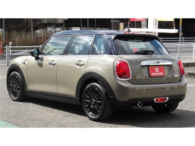 MINI COOPER 5DOOR