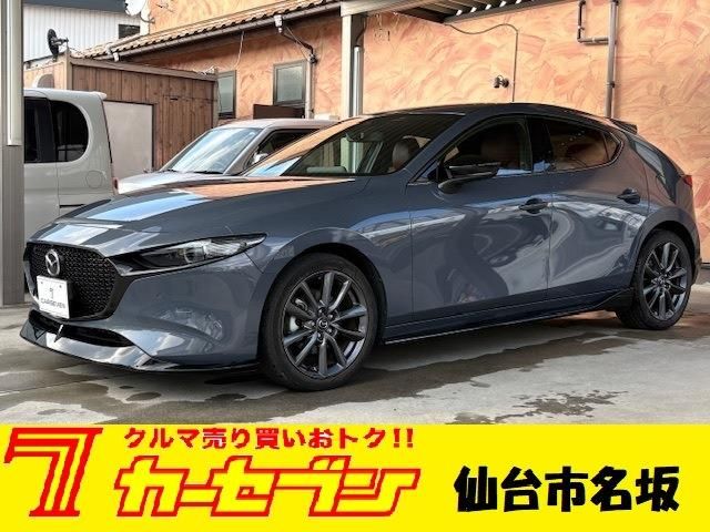 MAZDA3 FASTBACK