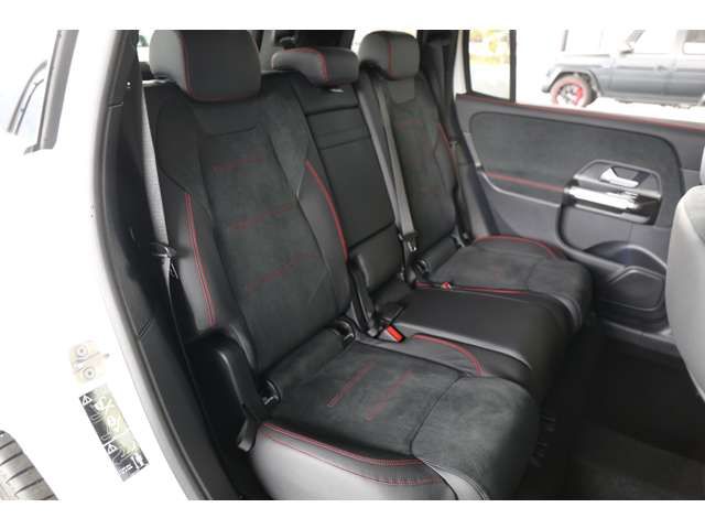 MERCEDES BENZ GLB