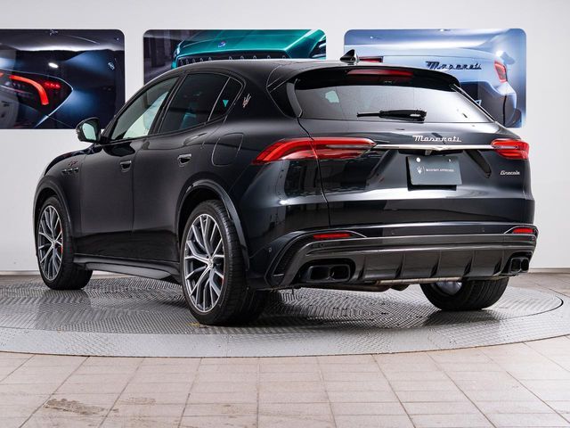 MASERATI Grecale