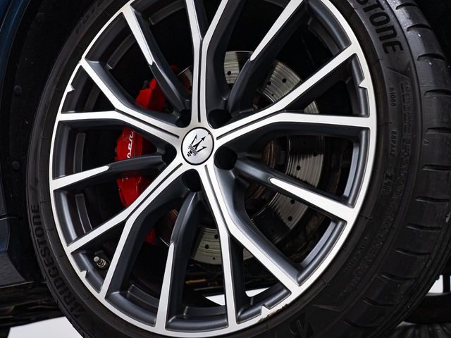 MASERATI Grecale