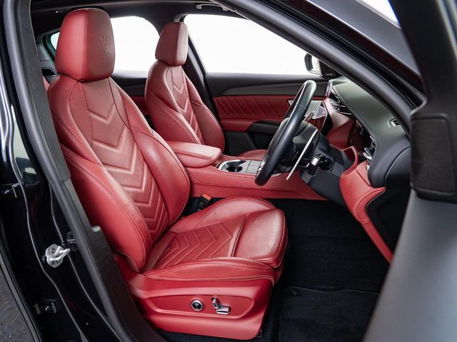 MASERATI Grecale