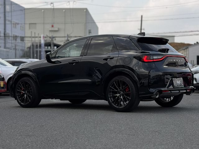LEXUS LBX