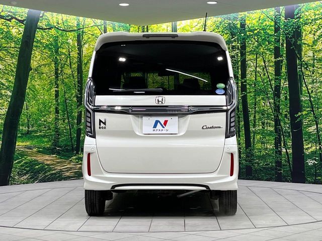 N BOX CUSTOM 4WD