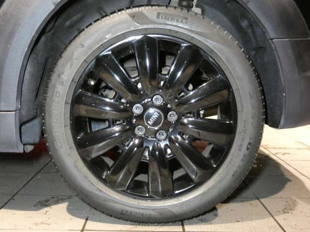 MINI COOPER D CROSSOVER