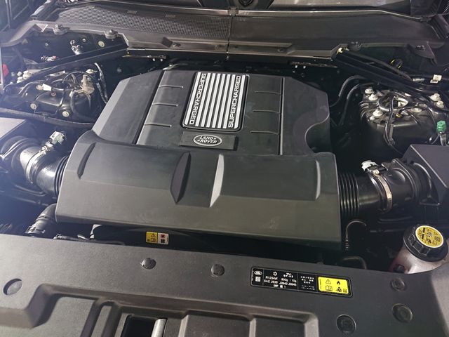 ROVER DEFENDER