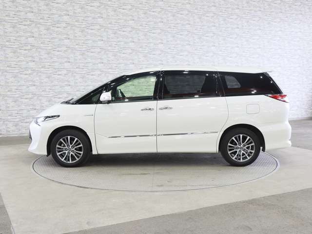 ESTIMA HYBRID 4WD