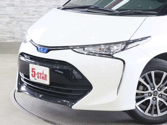 ESTIMA HYBRID 4WD
