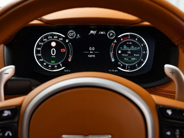 ASTON MARTIN SUV