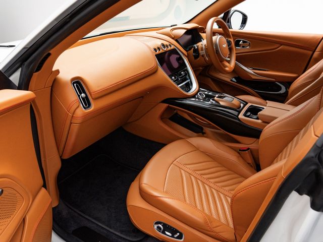 ASTON MARTIN SUV