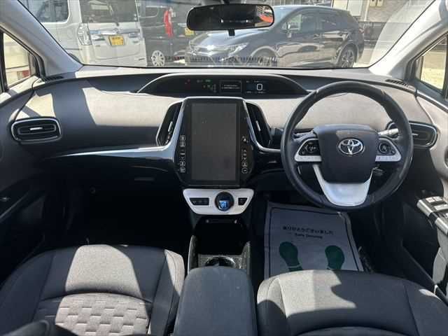PRIUS PHV