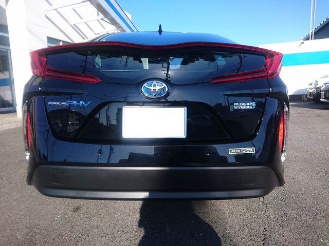 PRIUS PHV