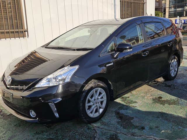 PRIUS Alpha