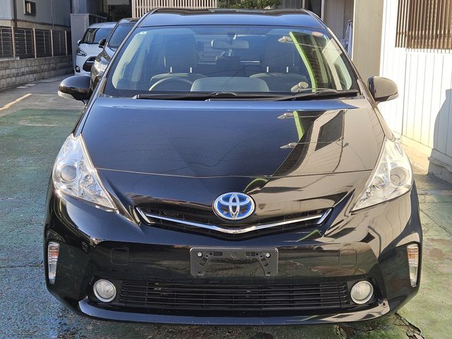 PRIUS Alpha