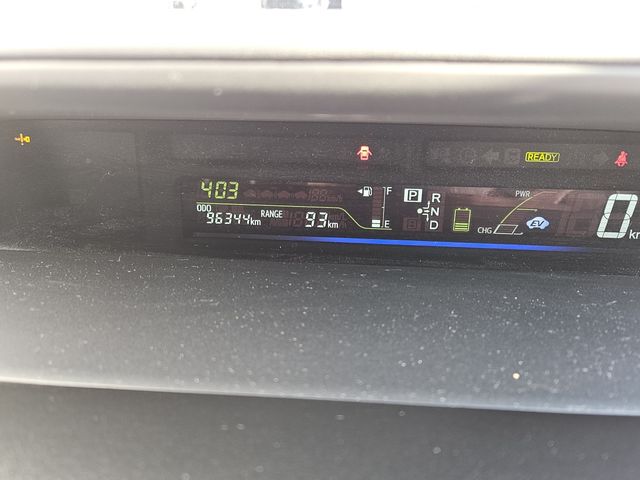 PRIUS Alpha