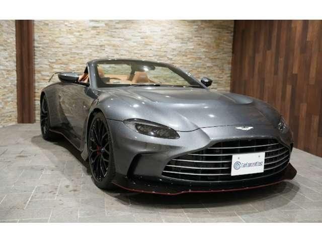 ASTON MARTIN ROADSTER