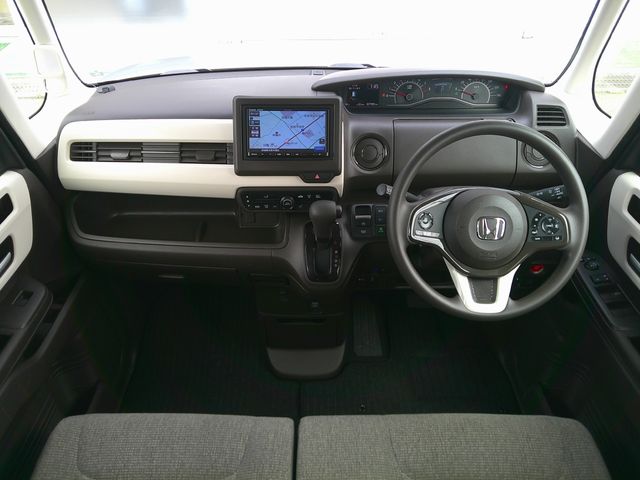 N BOX 4WD