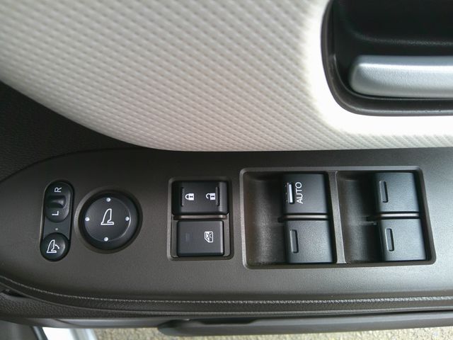 N BOX 4WD