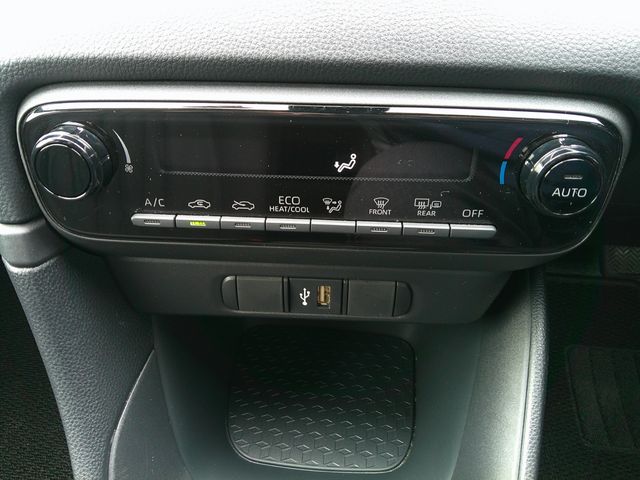 YARIS HYBRID