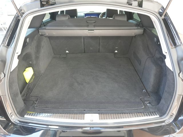 MERCEDES BENZ E class stationwagon