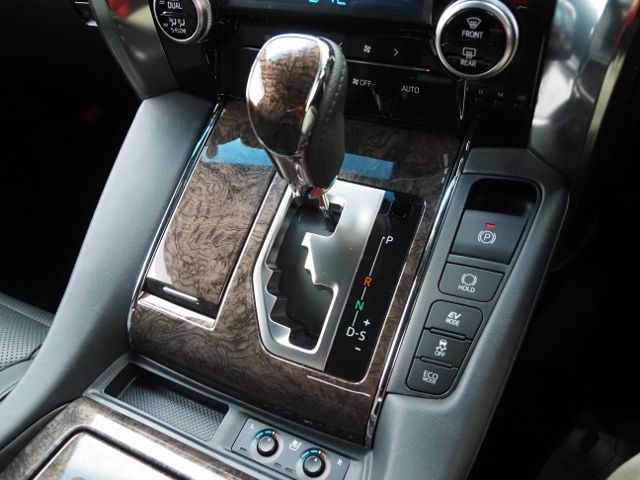ALPHARD hybrid 4WD