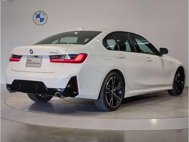 BMW 3 Series sedan