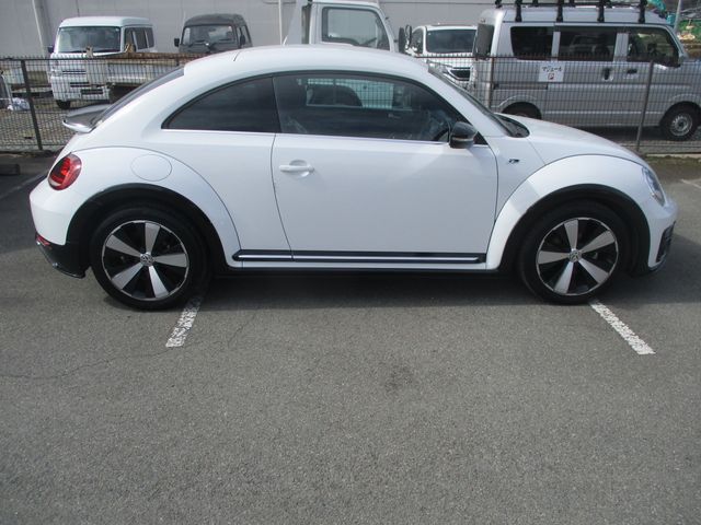 VOLKSWAGEN The BEETLE
