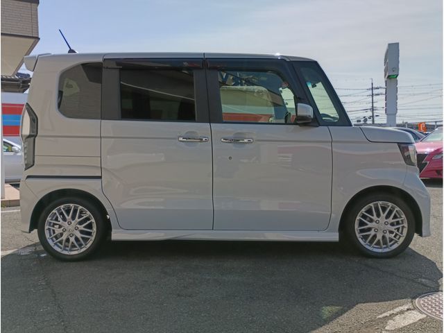 N-BOX CUSTOM