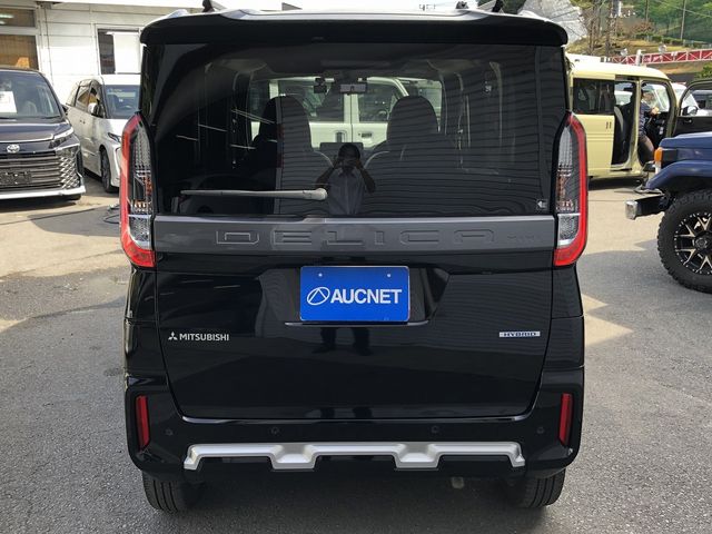 DELICA MINI