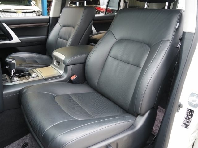 LANDCRUISER wagon