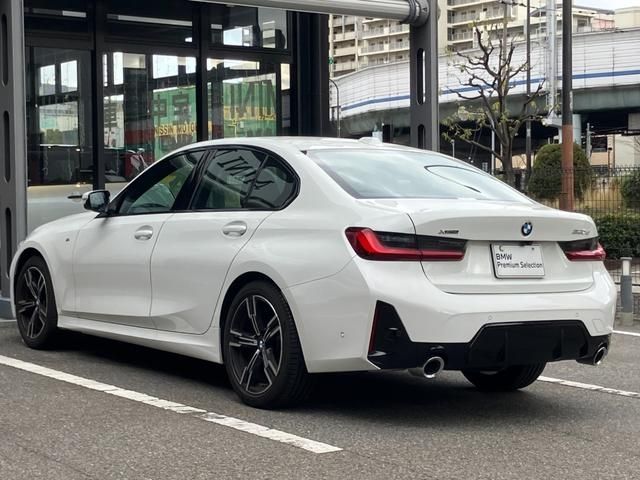 BMW 3 Series sedan