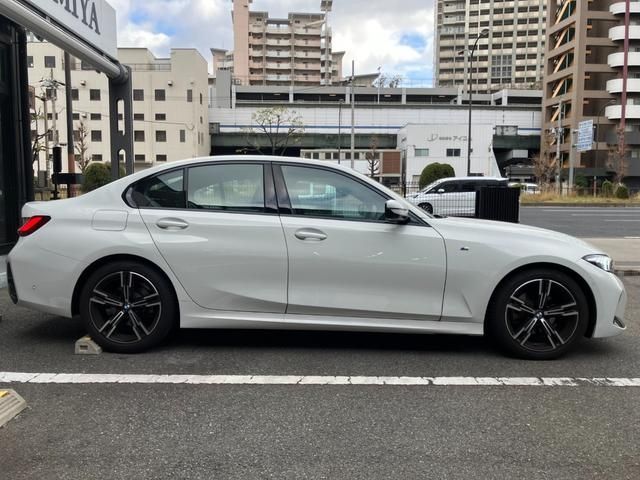 BMW 3 Series sedan