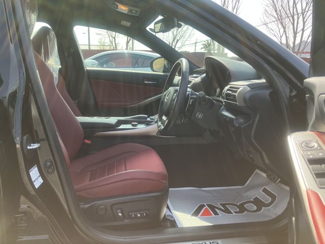 LEXUS IS300h