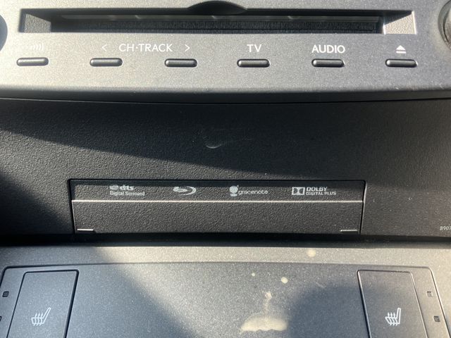 LEXUS IS300h